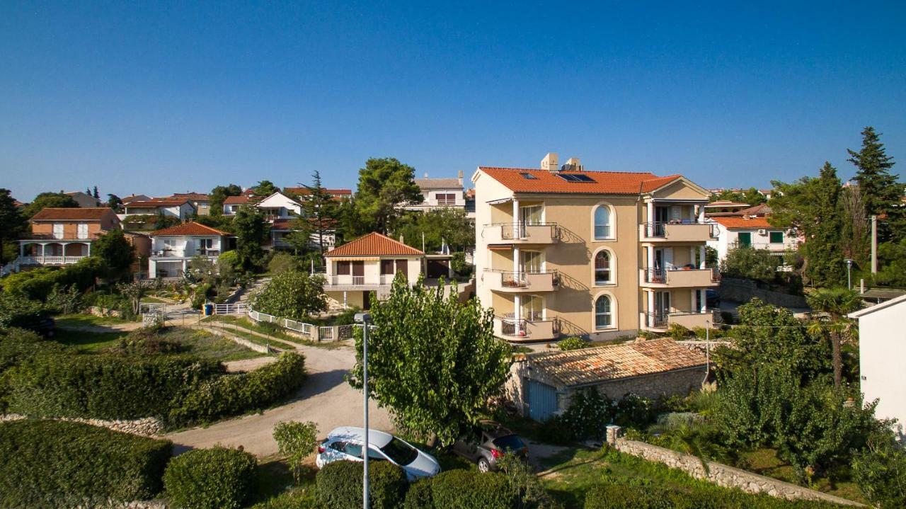 Franko & Ana Apartments Krk Town Exterior photo